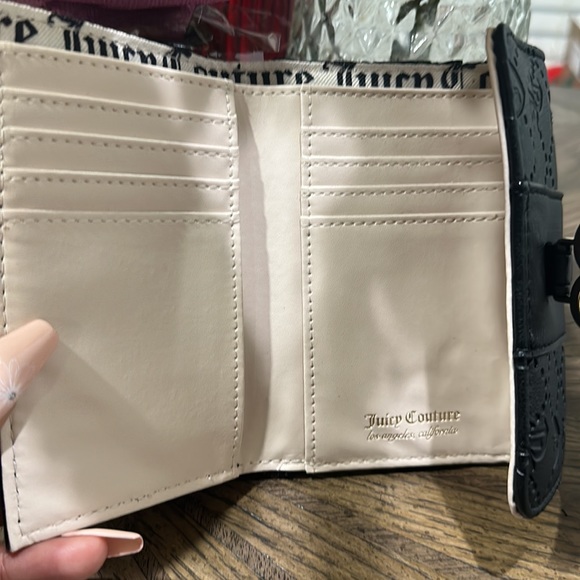 NWT JUICY COUTURE WALLET 🖤✨✨ - Picture 3 of 3
